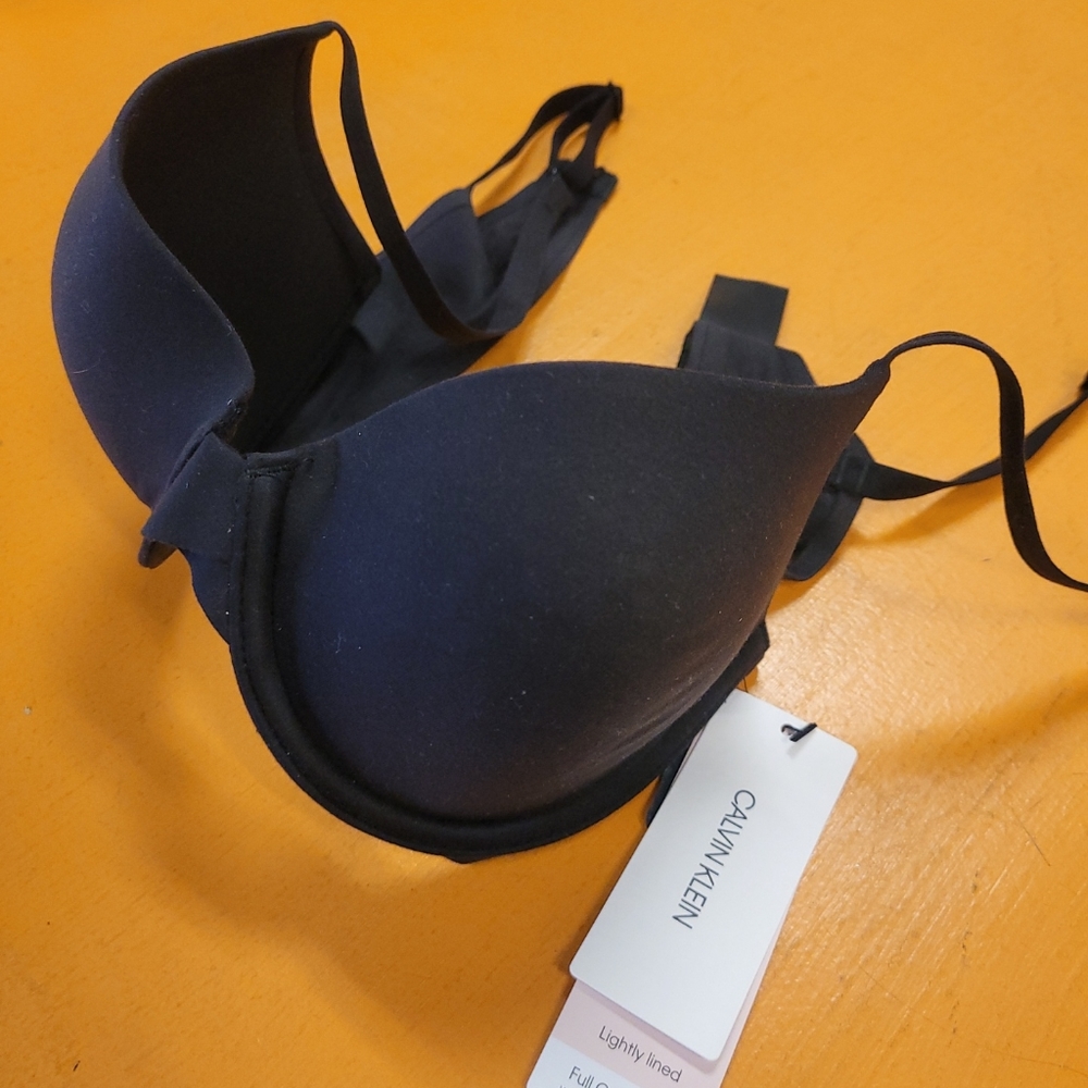 Calvin Klein W's Bra Perfectly Fit Lightly Lined Memory Touch 32B  [$46]